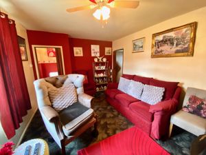 Lounge- click for photo gallery